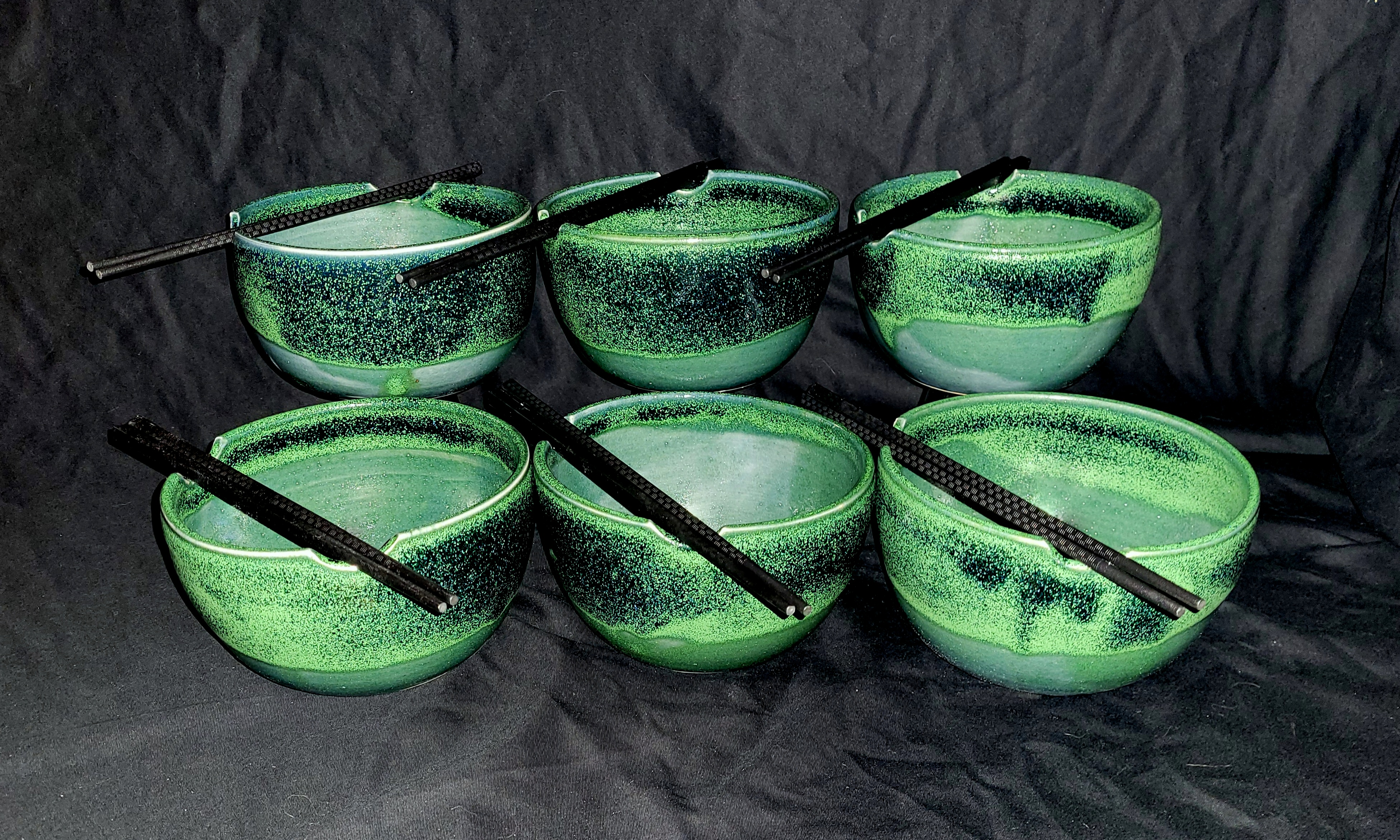 Green 2 Black Noodle Bowls